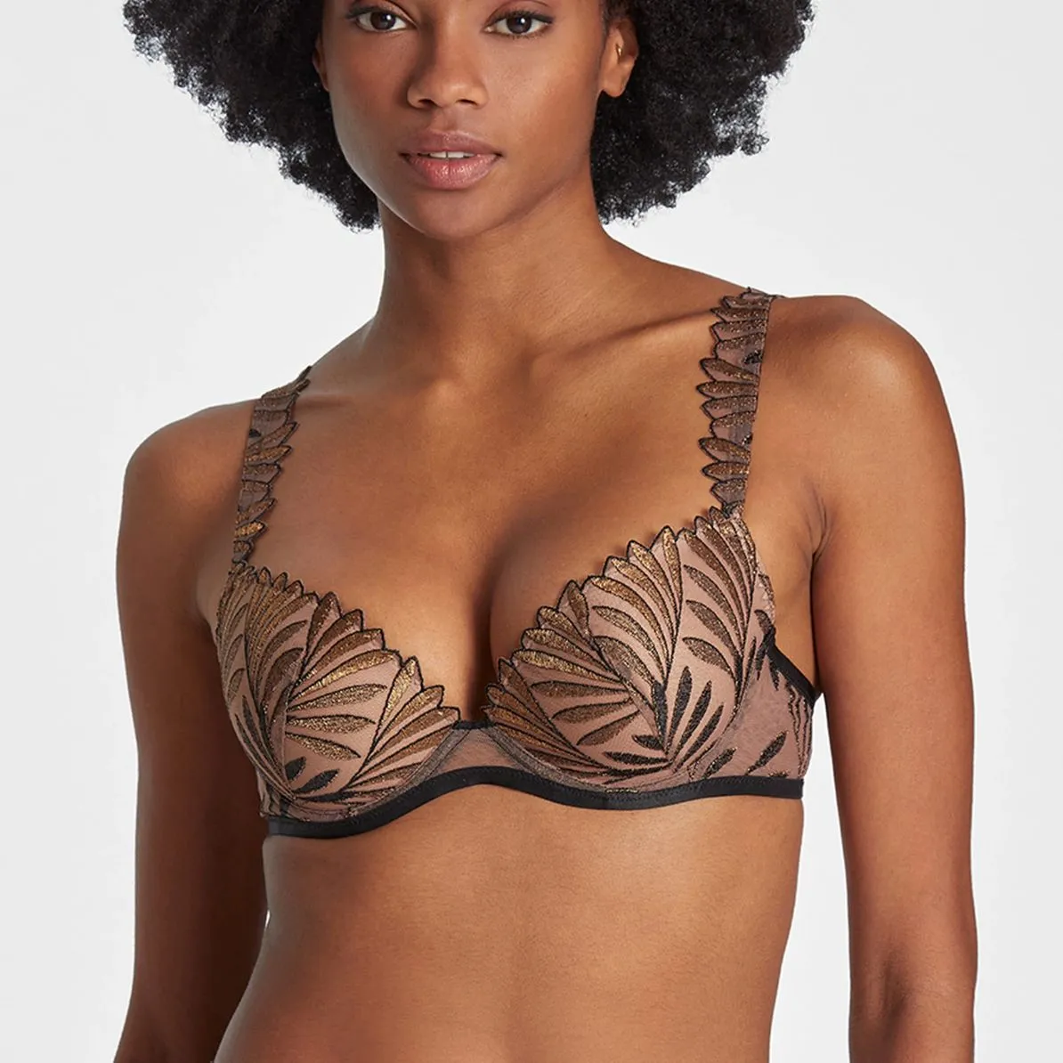 Aubade Sensory Illusion Moulded Plunge Bra RCN08